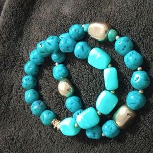 Turquoise and gold tone elastic bracelets